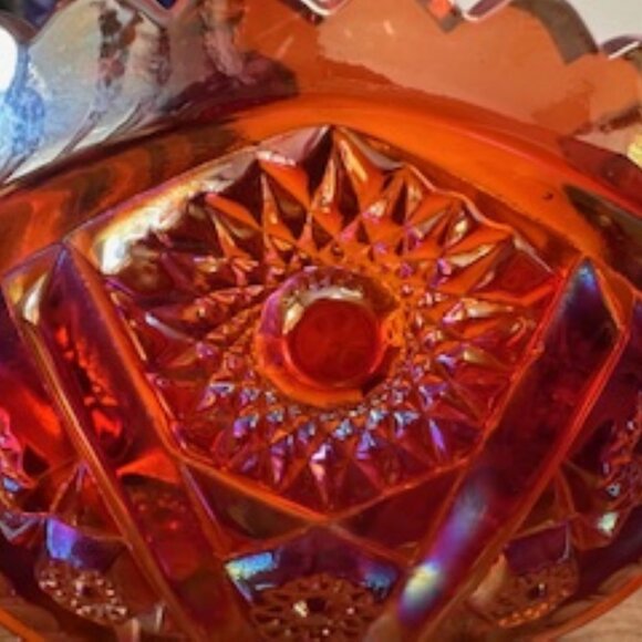 Indiana Glass Sunset Red Carnival Glass Bowl Iridescent Vintage Fruit Dish - Picture 6 of 6